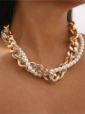 Elegant Gold and White Pearl Mixed-Chain Necklace
